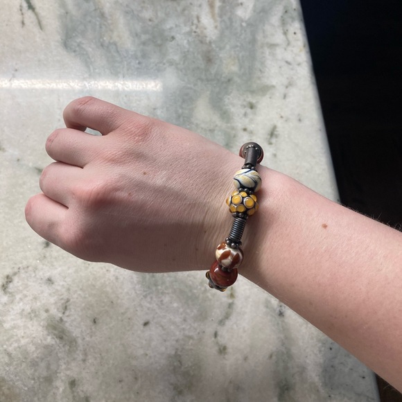 Handmade Artisan Red/Yellow/Blue Glass Beaded Bracelet - Picture 3 of 5